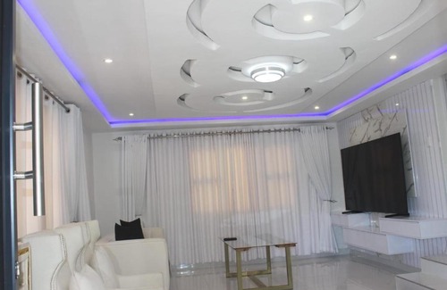 Tzaneen Cabin | GEORGE B BOUTIQUE LODGE Executive Suite