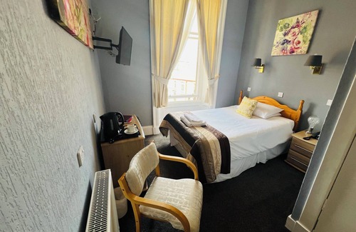 Montrose Hotel | George Hotel