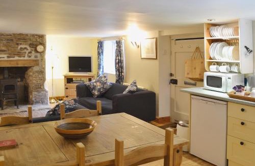Bucks Mills House | George's Cottage - Hsss