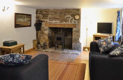 Bucks Mills House | George's Cottage - Hsss