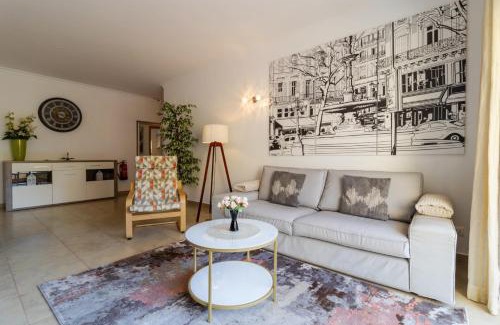 Lagos Apartment | George's Quinta das Palmeiras, a 2 bedroom apartment in luxury complex, walking distance to town