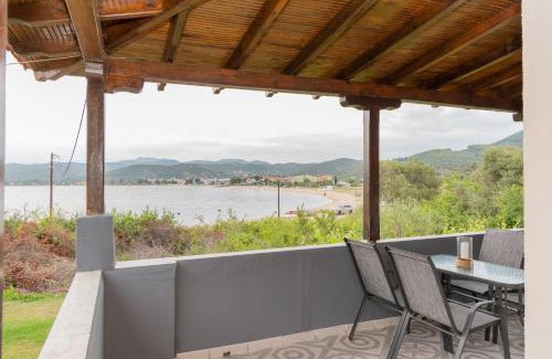 Toroni Apartment | George's sea view apartment
