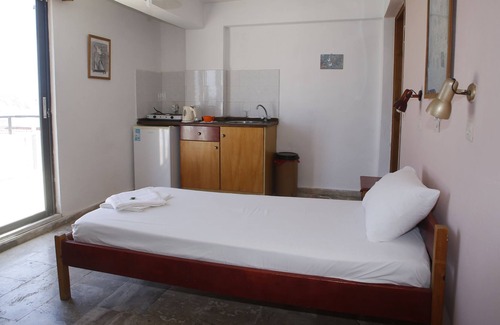 Kardamena Apartment | George's Studios & Apartments