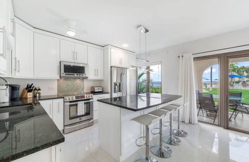 Seven Mile Beach Apartment | George Town Villas 117