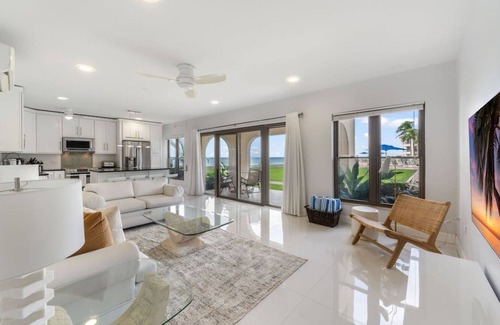 Seven Mile Beach Apartment | George Town Villas 117