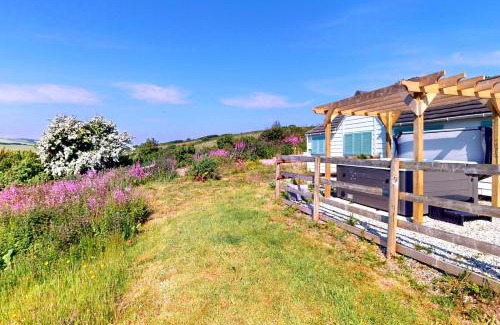 Georgeham House | Georgeham Sweet Pea Cottage