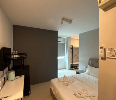 Downtown George Town Hotel | Georgetown Hotel