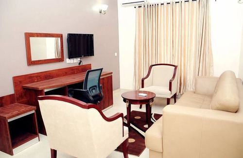 Gwarinpa Estate Hotel | Georgetown Hotel