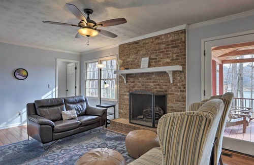 Conyers House | Georgia Lakefront Getaway: Dock, Fire Pit!