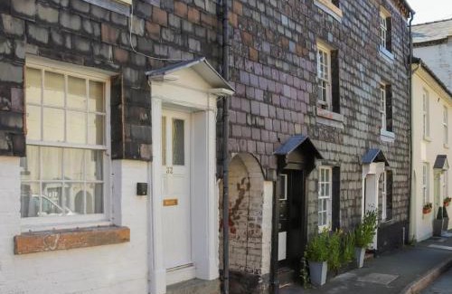 Newtown House | Georgian Terrace Town House in Mid Wales