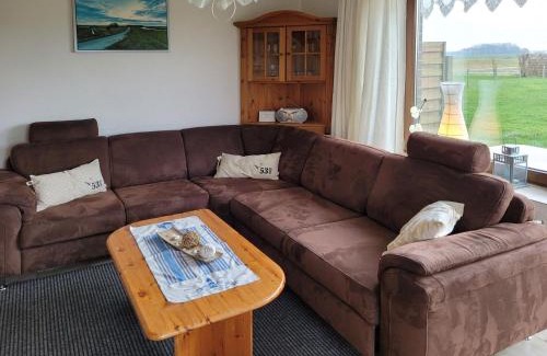 Dornum Apartment | Geraeumige Ferienwohnungen mit eigener Terrasse, Neßmersiel