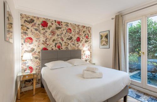 Notre-Dame Apartment | Geranimus Versailles Charost