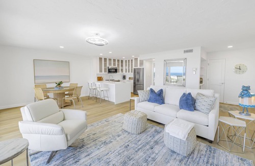 Siesta Key Village Apartment | Gertrude's Siesta | Oceanview Penthouse | 1 min walk to Beach Path + Huge Terrace