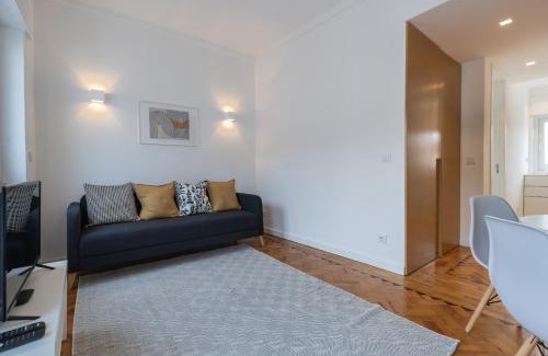 Santo Condestavel Apartment | Gervasio Lobato