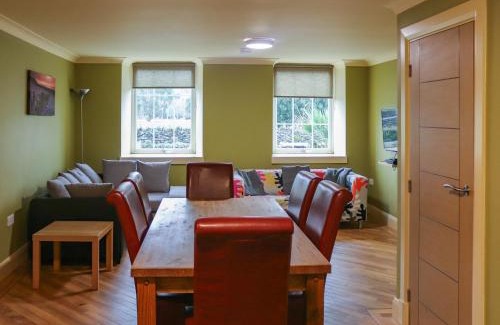 Morfa Bychan House | Gest Melyn - Uk48975