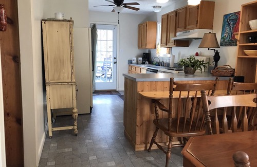 Barnardsville House | Get away from it all in the mountains.
