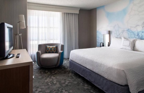 Emeryville Hotel | Get Ready for Blissful Getaway! w/Pool, Close to Museum of Children’s Arts!