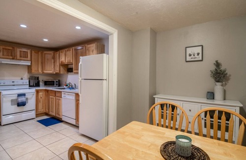 Provo House | Get together with family and enjoy the outdoors in this spacious, comfortable home in Utah Valley.
