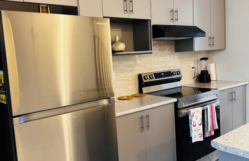 Thorold House | Get whole house to yourself