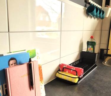 Krayer Straße Apartment | Get-your-flat - traumhaft niedliche FeWo149, 2 Zr Kü Bad, Haustier nur auf Anfrage, ruhig & stadtnah EG - TOP