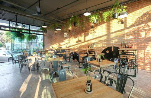 Chang Phueak Hotel | Get Zleep Premium Budget Hotel