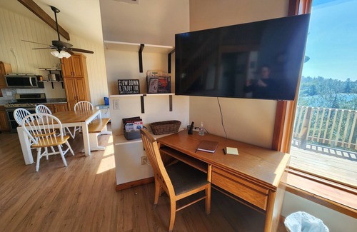 Hancock Ski Chalet | Getaway on the Cove - New to VRBO 2023