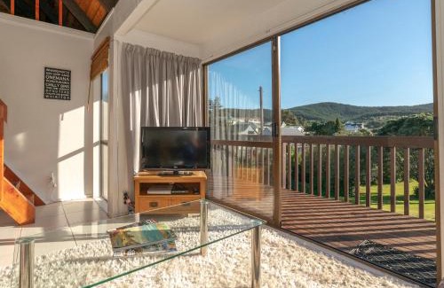 Onemana House | Getaway - Onemana Holiday Chalet
