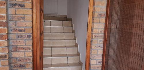 Kenridge Apartment | Getaway Self-Catering Tyger Valley