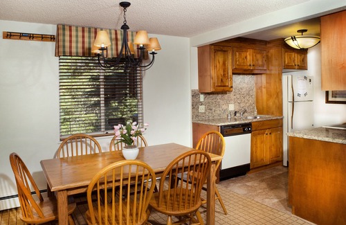Matterhorn Village Apartment | GetAways at Eagle Point