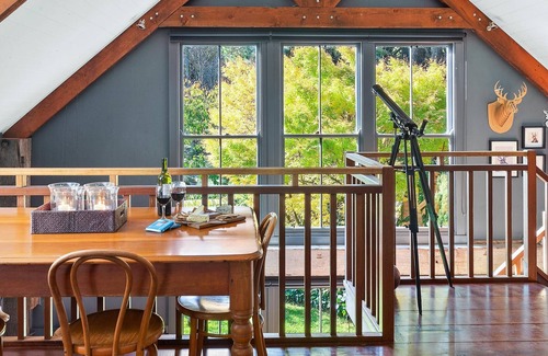 Wildes Meadow Other | Getawayz NSW - Architectural Masterpiece - The Lakeside Barn.