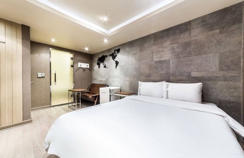 Geumjeong-dong Hotel | Geumjeong Regency