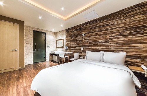 Geumjeong-dong Hotel | Geumjeong Regency