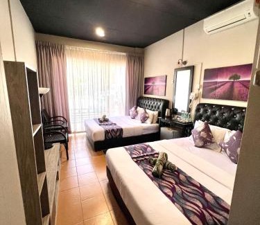 Larkin Hotel | Ghazrin's Garuda Hotel