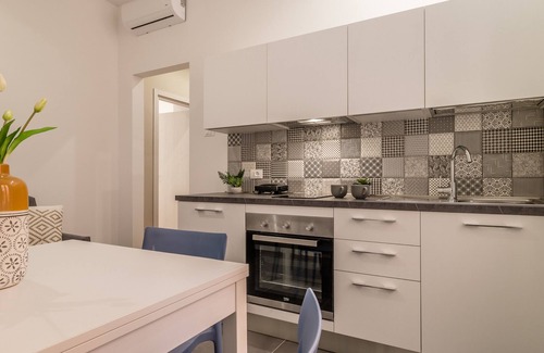 Trieste City Centre Hotel | Ghiberti - Grey and Blue