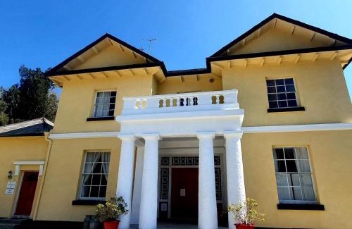Liskeard House | Gibson Apt- Cv11