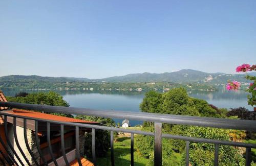 Corconio Apartment | Giglio vista lago d'Orta con vasca idro