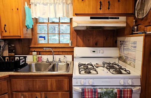 Southwest Harbor Cottage | Gilbert Cottage - wooded privacy in Southwest Harbor