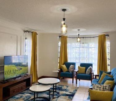 Nairobi West Apartment | Gilbert Madaraka BnB