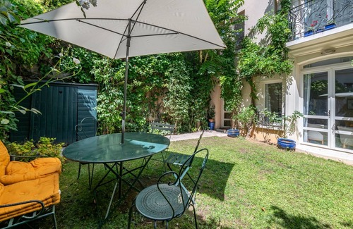 Butte-aux-Cailles Apartment | Gilded Garden Splendour, by Veeve