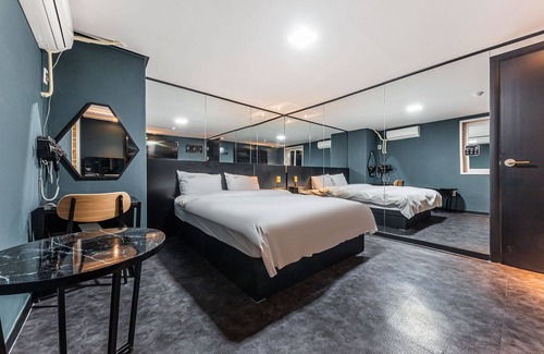 Gil-dong Hotel | Gildong Orient