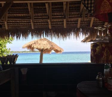 Gili Meno Hotel | Gili Beach