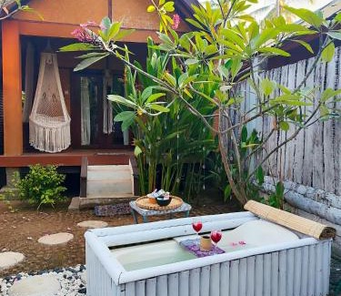 Gili Air Cabin | Gili Moonlight bungalows