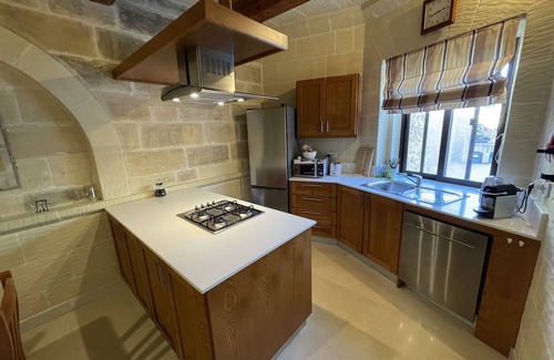 Xaghra Bed & Breakfast | Gilju B&B