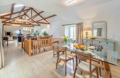Redruth House | Gilly Barn