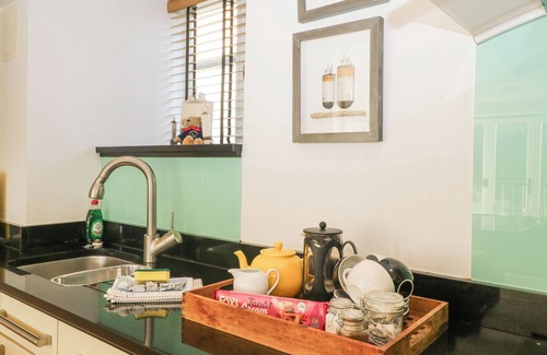 Noss Mayo Cottage | Gillyweed