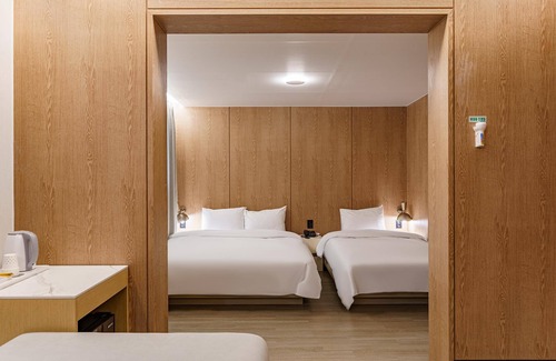 Gimhae Hotel | Gimhae Samgye H Avenue