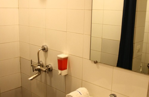Sualkuchi Hotel | Ginger Guwahati