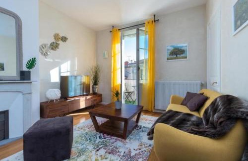 Carabacel Apartment | GIOFFREDO 14 - Spacious apartment with balcony