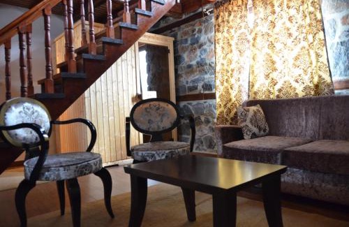 Aghios Athanasios Hotel | Gioras Hotel