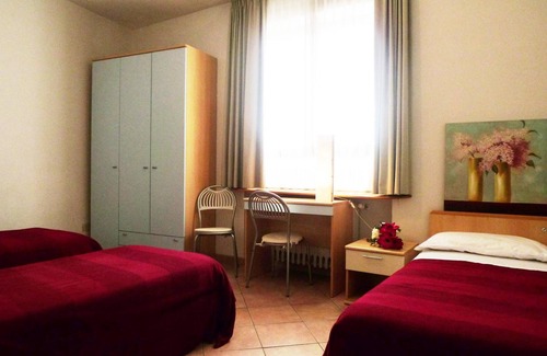 Careggi Rifredi House | Girasole House